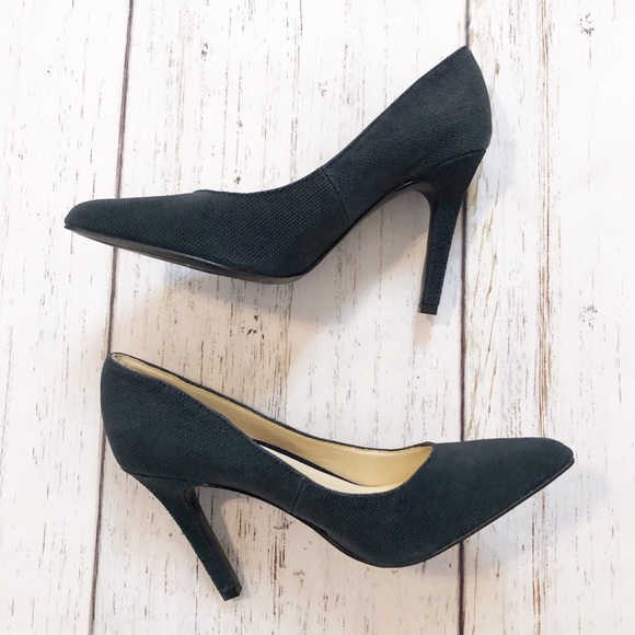 Navy blue Nine West navy blue pointed toe heels 5M - Picture 3 of 10